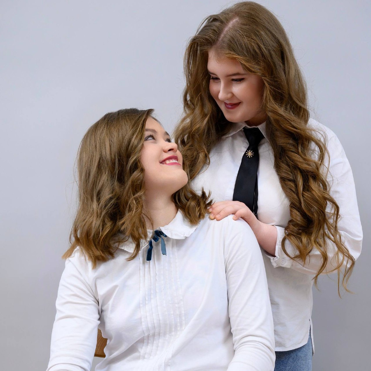 Праздничная фотосессия для девочек прошла в фонде «Берег надежды» накануне 8 Марта 