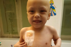 Поможем Антону победить рак!